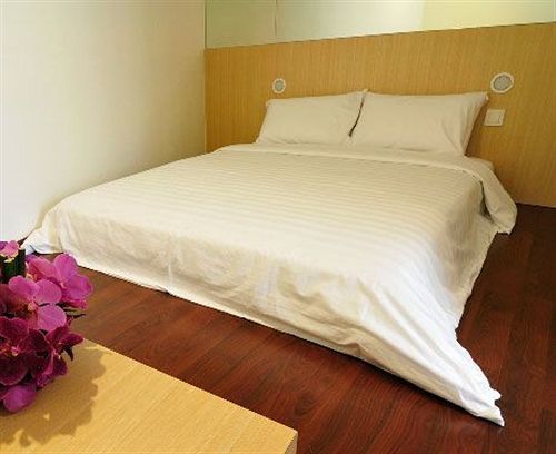 Phoenix Hotel クアラルンプール エクステリア 写真
