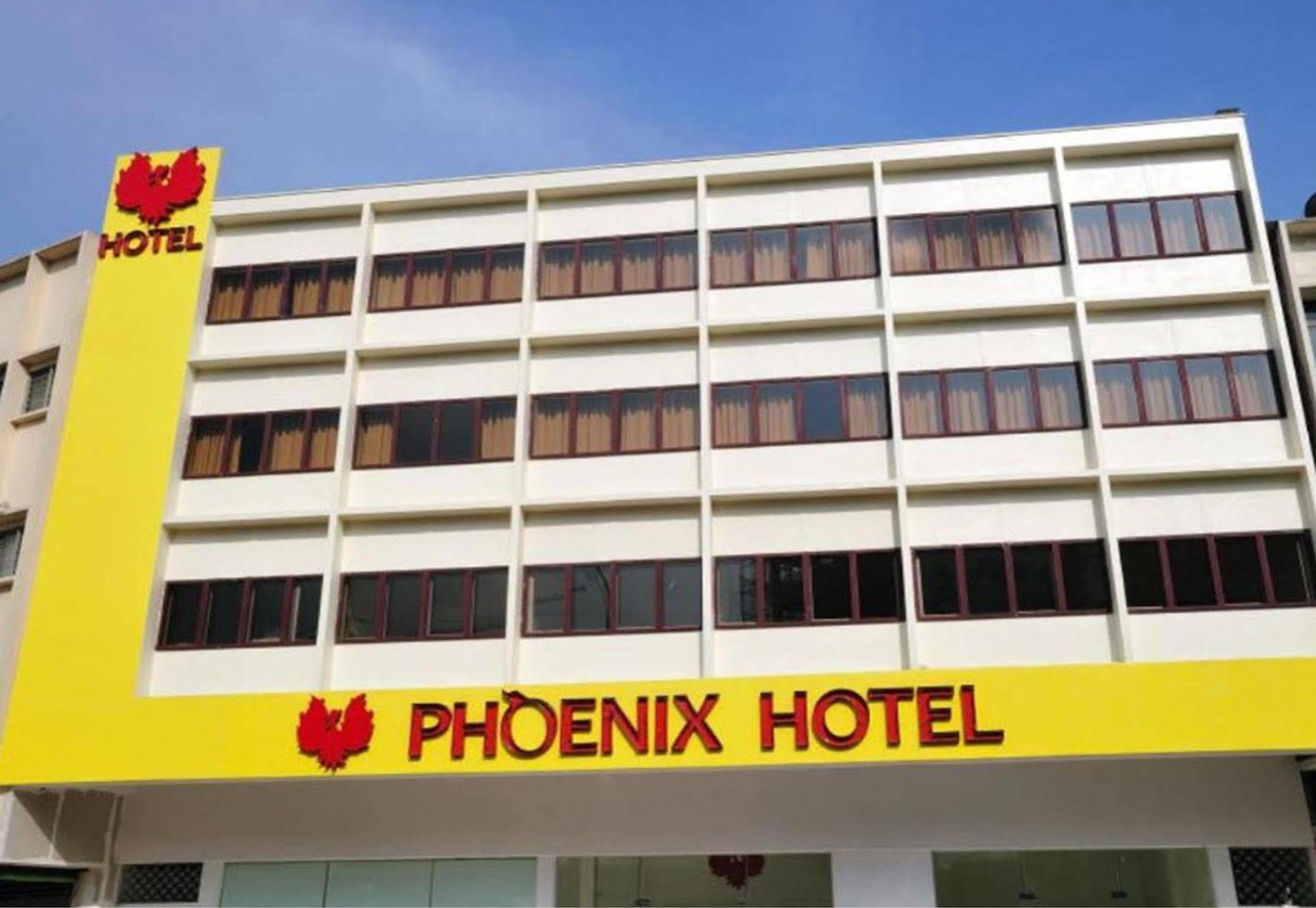 Phoenix Hotel クアラルンプール エクステリア 写真