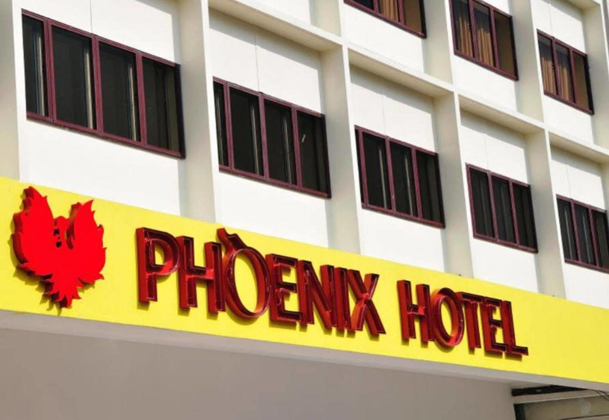 Phoenix Hotel クアラルンプール エクステリア 写真